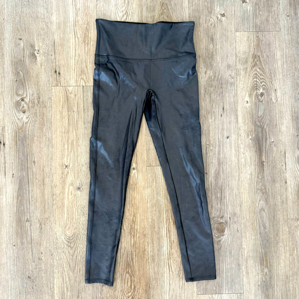 SPANX Shape Faux Leather Leggings Black Size M